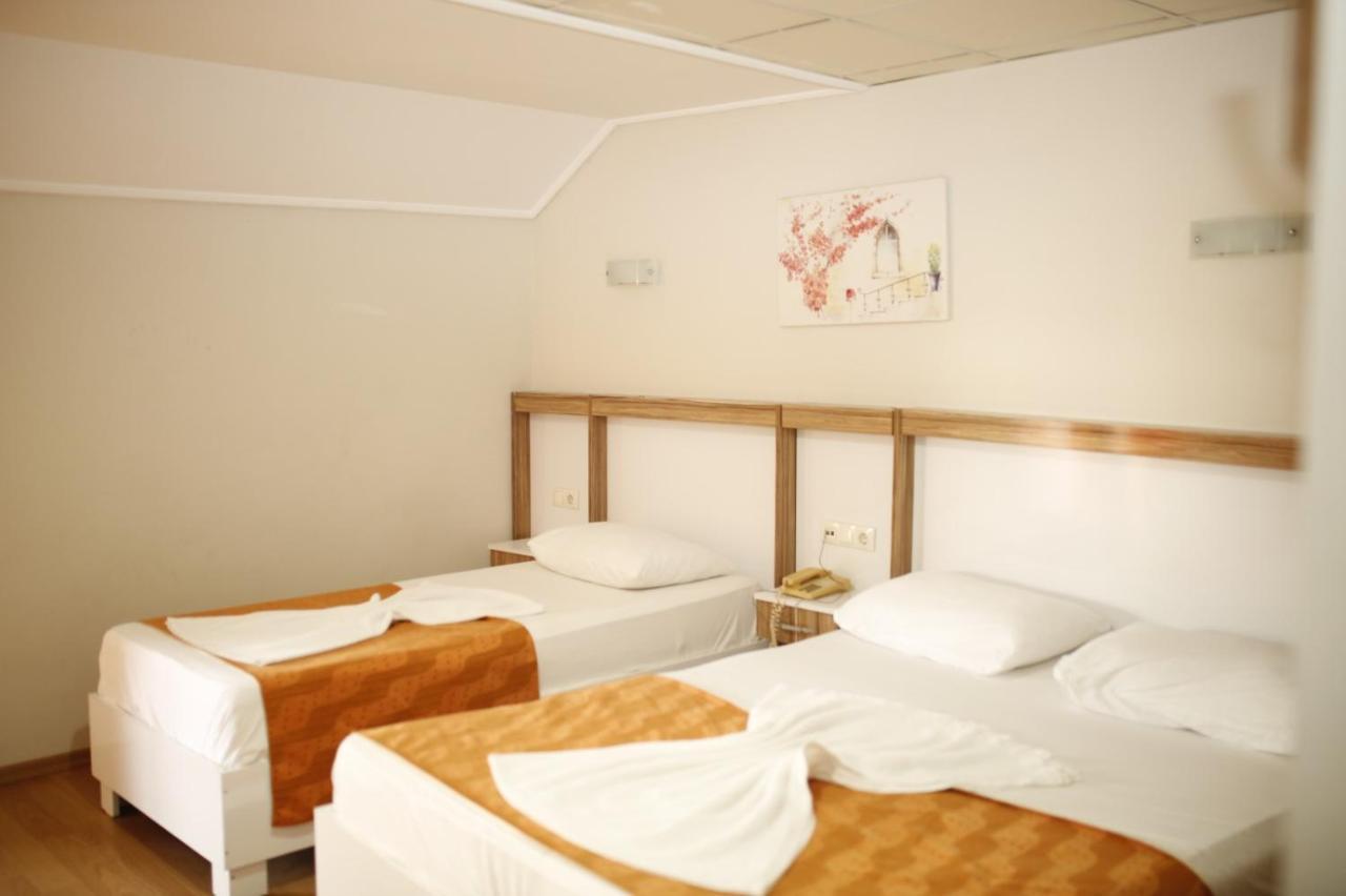 Özhan Hotel Antalya Buitenkant foto