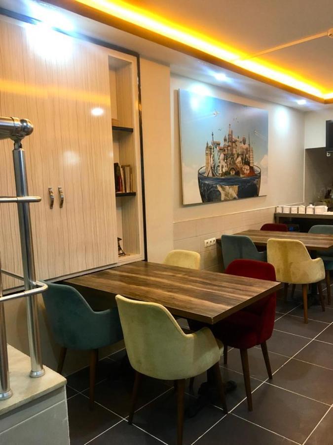 Özhan Hotel Antalya Buitenkant foto